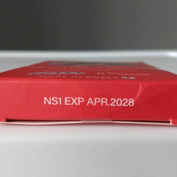 Strawberry Shortcake Nose Pore Strips 6 Pack Stocking Stuffers 80s Skincare - Picture 2 of 3